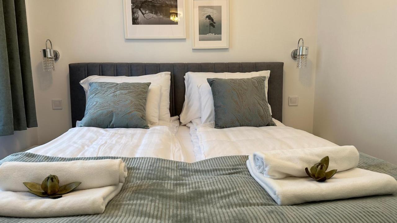 Linden Apartman 001 - Adults Only โมชนมายารูวาร์ ภายนอก รูปภาพ